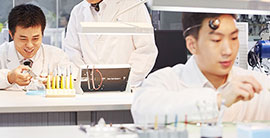 石家庄万国维修保养网点专业技师配备